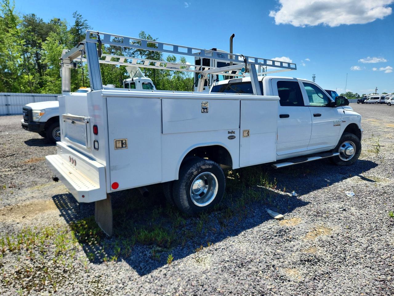 2015 RAM 3500 — снимка 3