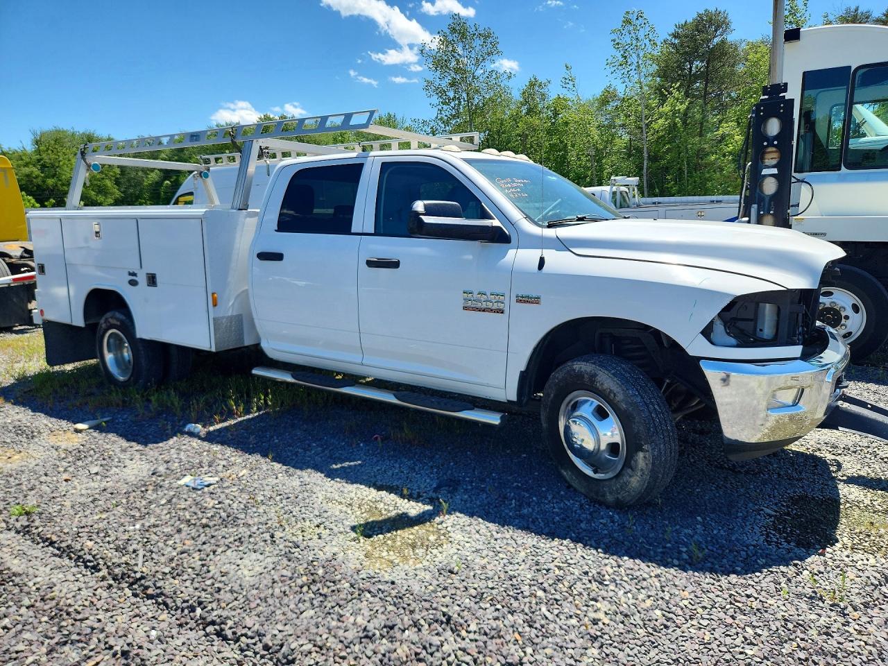 2015 RAM 3500 — снимка 4