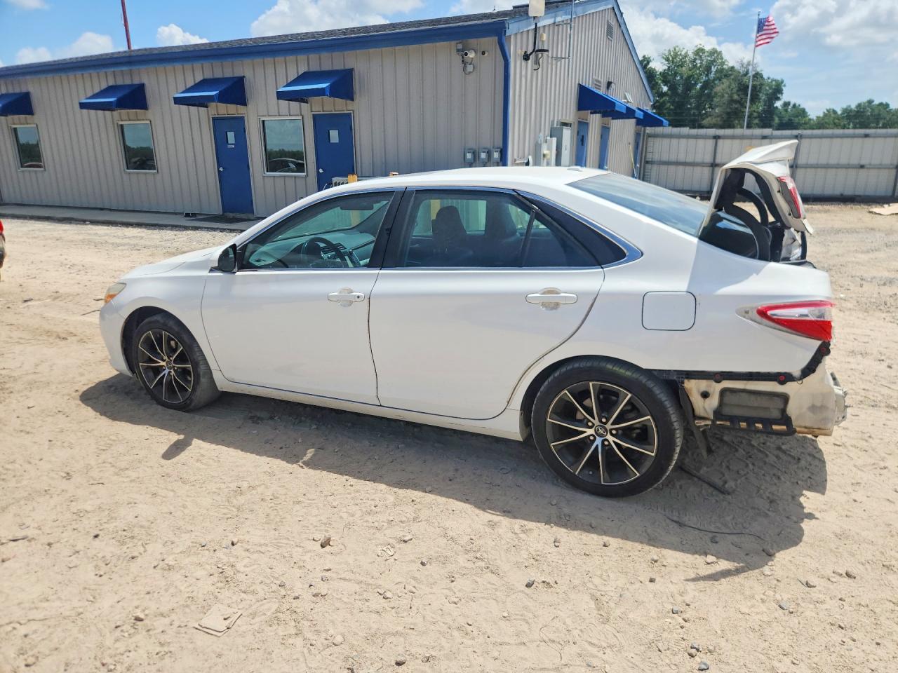 2016 TOYOTA CAMRY XSE — снимка 2