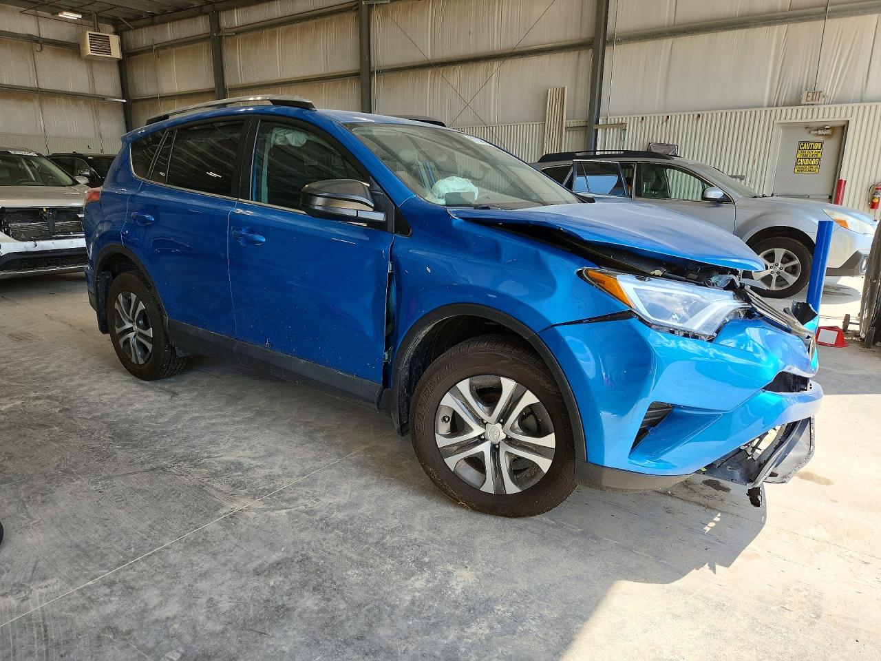2017 TOYOTA RAV4 LE — снимка 4