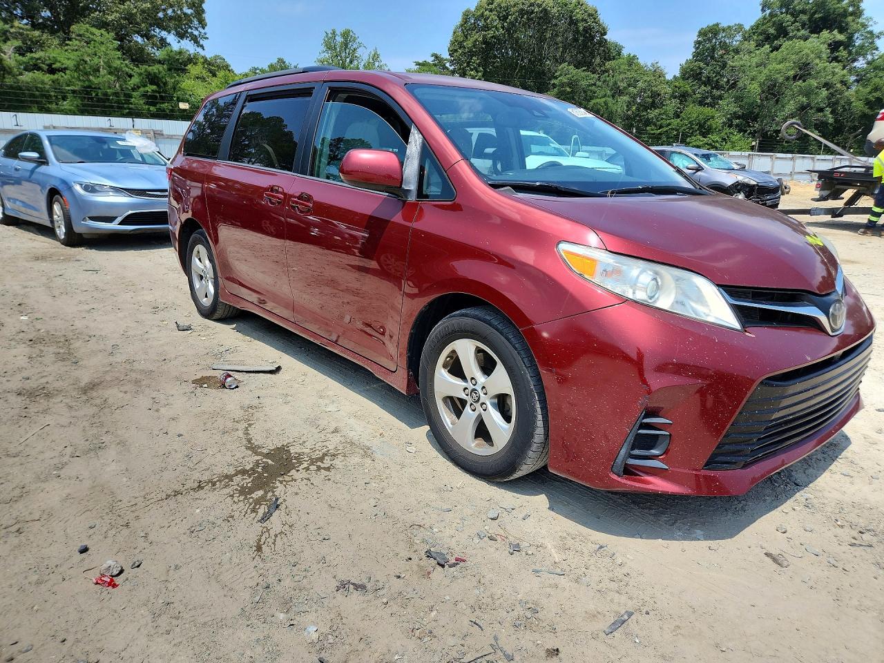 2018 TOYOTA SIENNA LE — снимка 4