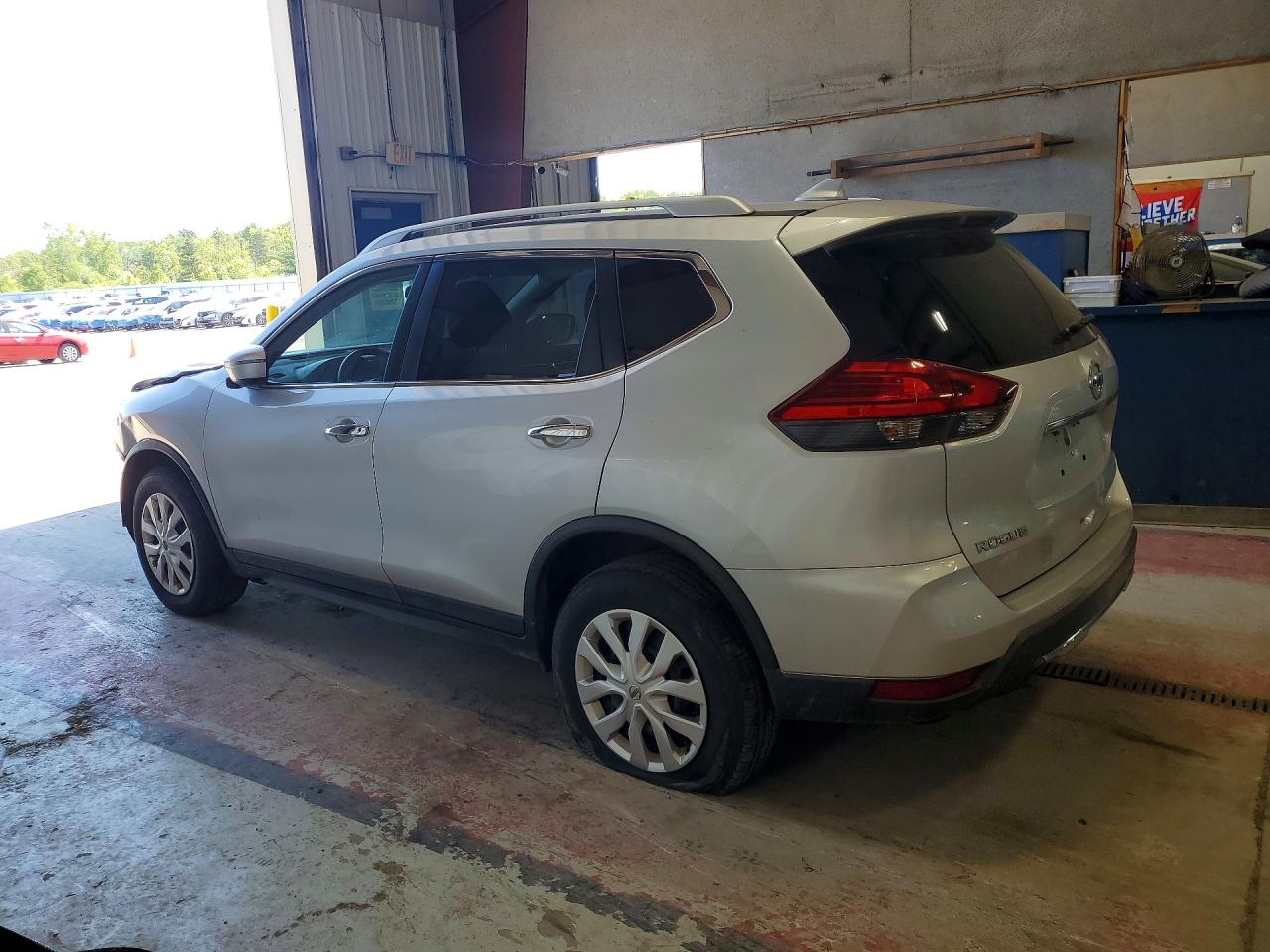 2017 NISSAN ROGUE S — снимка 2