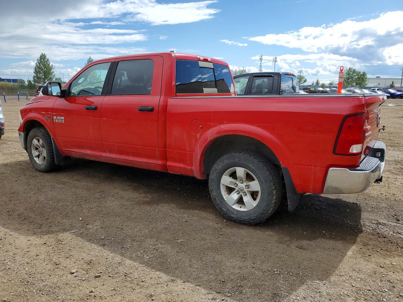 2015 RAM 1500 SLT — снимка 2