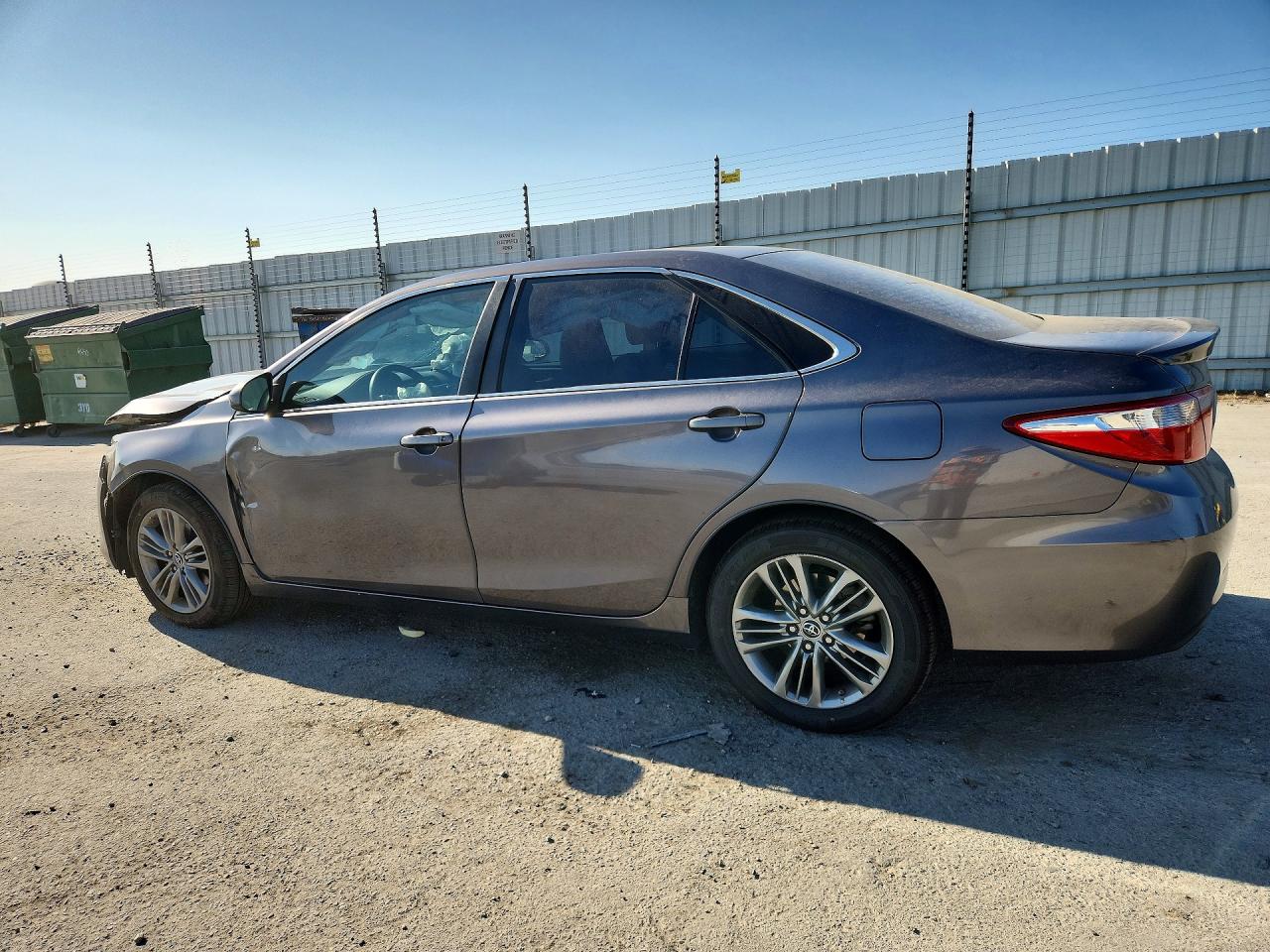2016 TOYOTA CAMRY SE — снимка 2