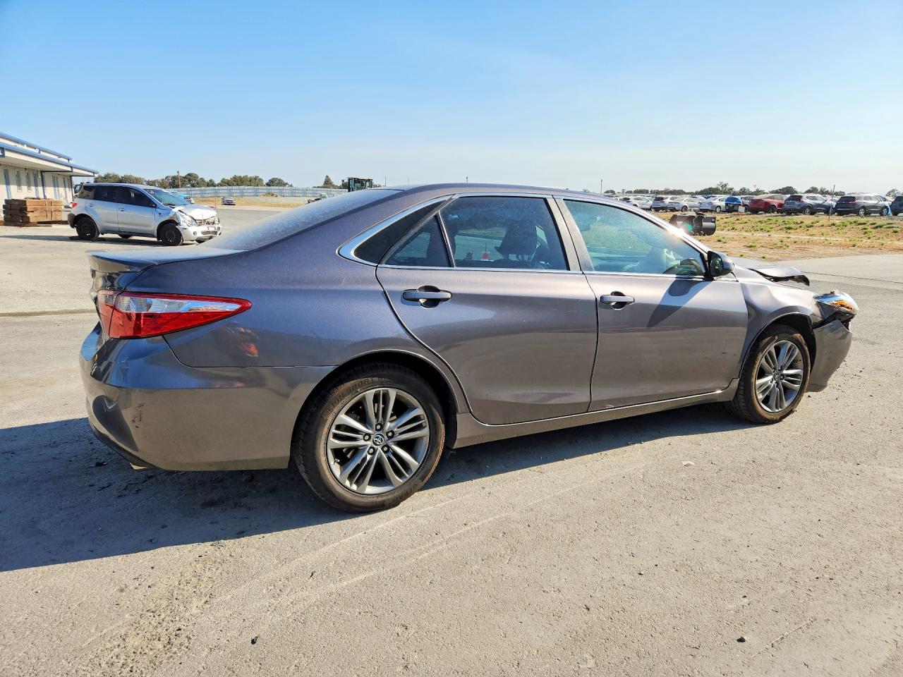 2016 TOYOTA CAMRY SE — снимка 3