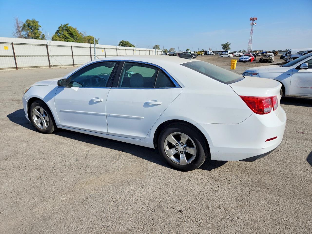 2015 CHEVROLET MALIBU LS — снимка 2