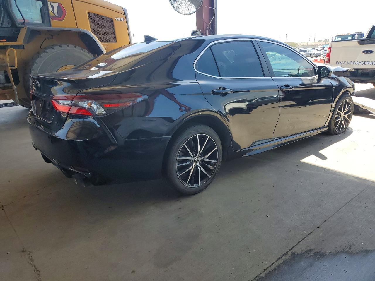 2021 TOYOTA CAMRY SE — снимка 3