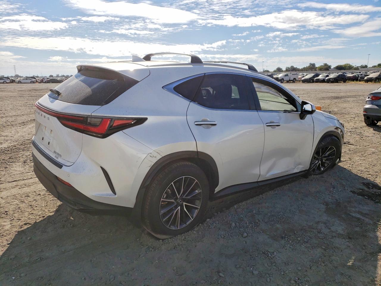 2025 LEXUS NX 350H PREMIUM — снимка 3