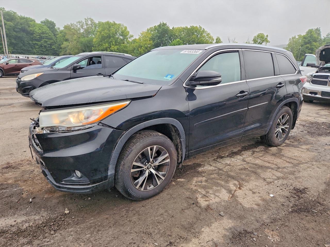 2016 TOYOTA HIGHLANDER XLE