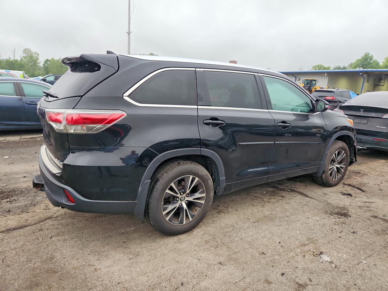 2016 TOYOTA HIGHLANDER XLE — снимка 3