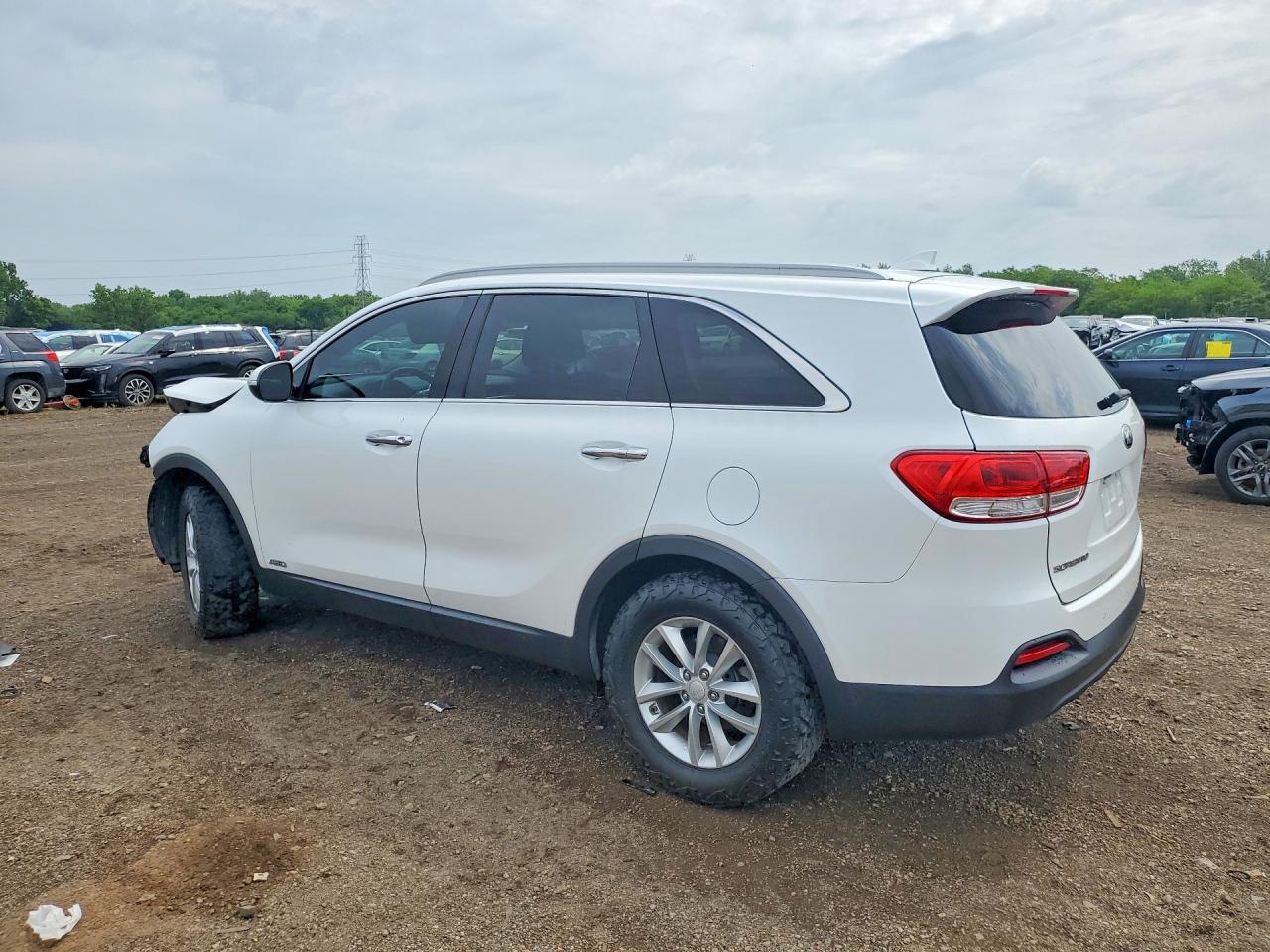 2017 KIA SORENTO LX — снимка 2