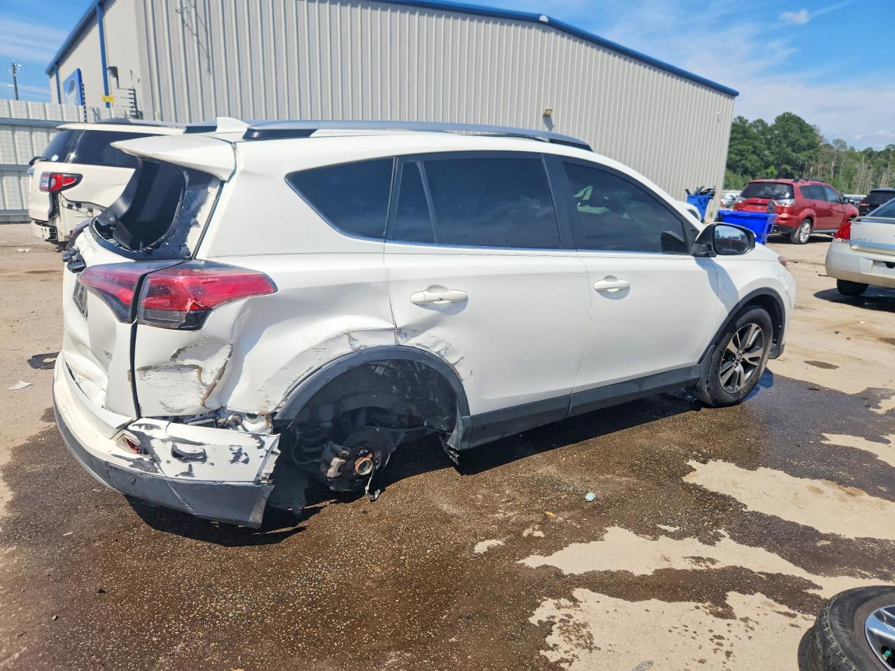 2017 TOYOTA RAV4 XLE — снимка 3