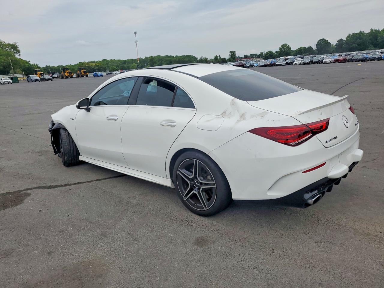 2020 MERCEDES-BENZ CLA AMG 35 4MATIC — снимка 2
