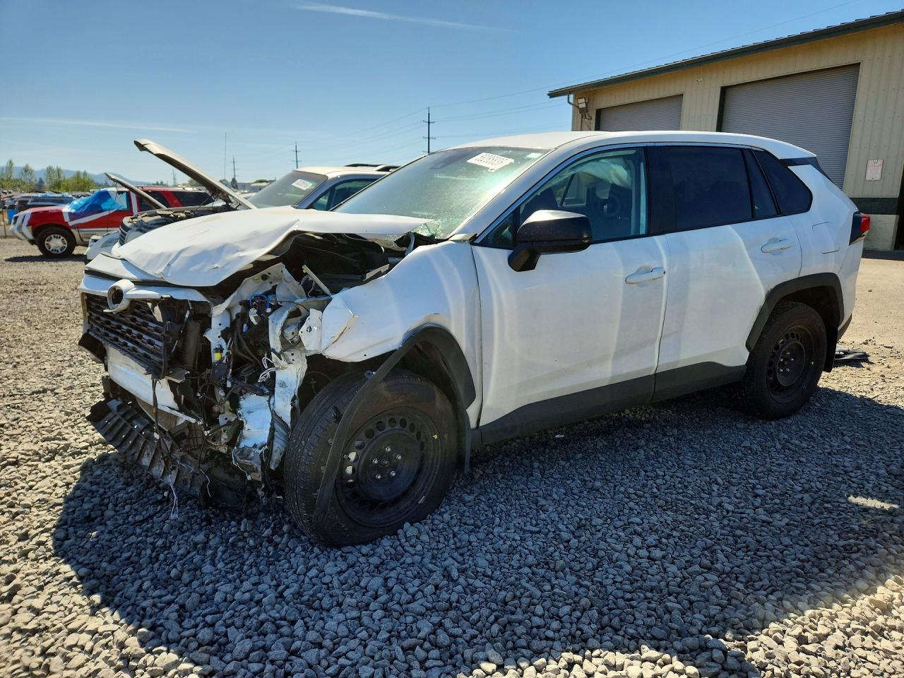 2025 TOYOTA RAV4 LE