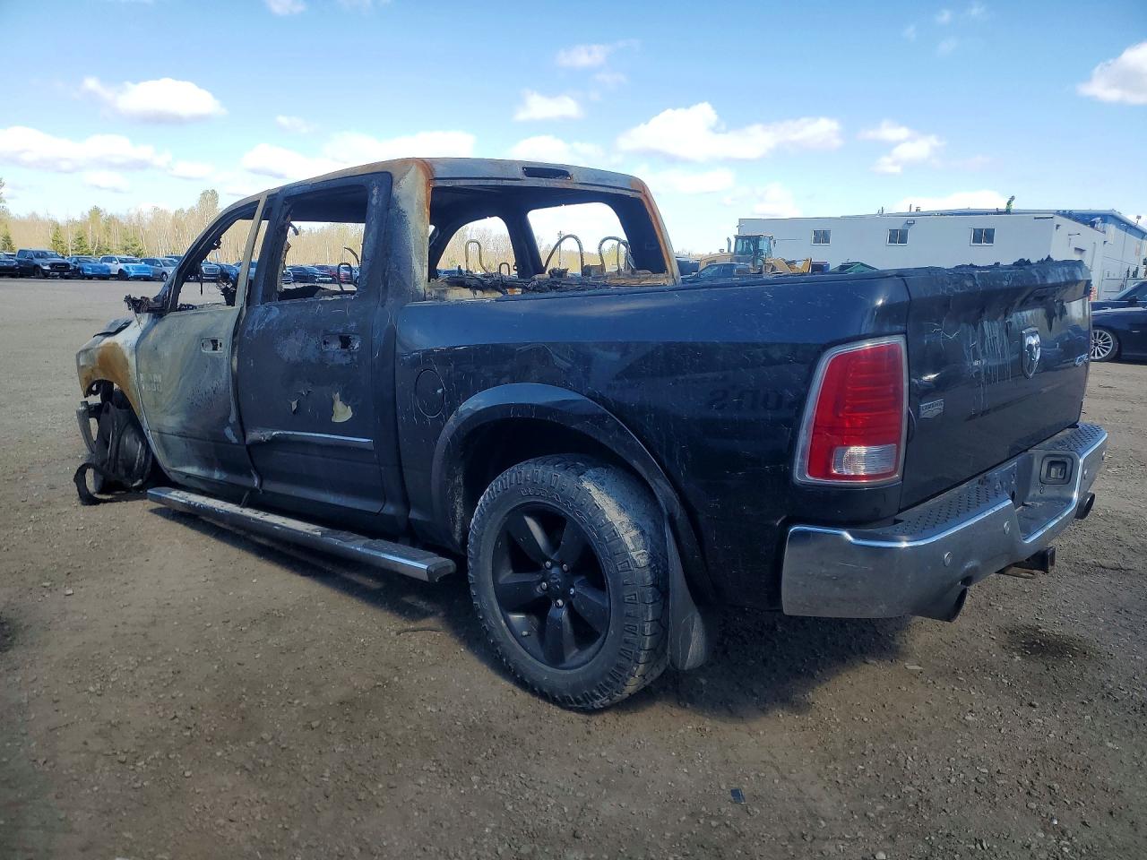 2016 RAM 1500 LARAMIE — снимка 2