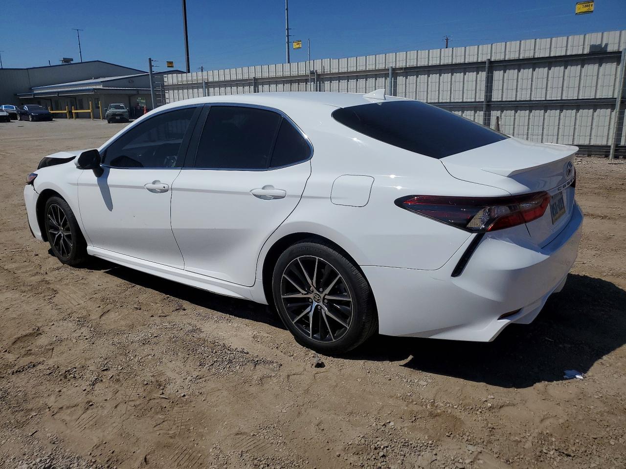 2023 TOYOTA CAMRY SE — снимка 2