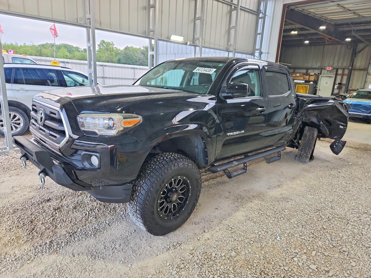 2016 TOYOTA TACOMA SR5 V6