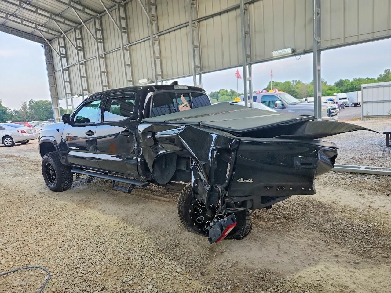 2016 TOYOTA TACOMA SR5 V6 — снимка 2