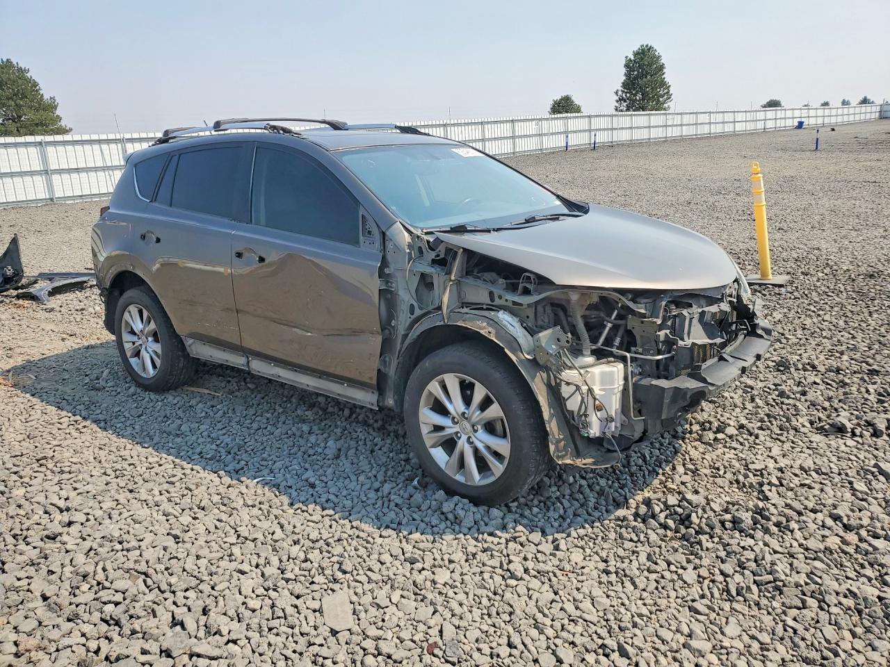 2015 TOYOTA RAV4 LIMITED — снимка 4