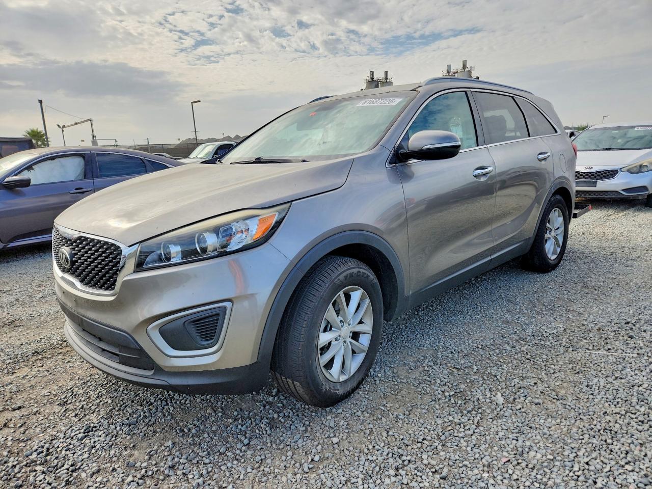2016 KIA SORENTO LX