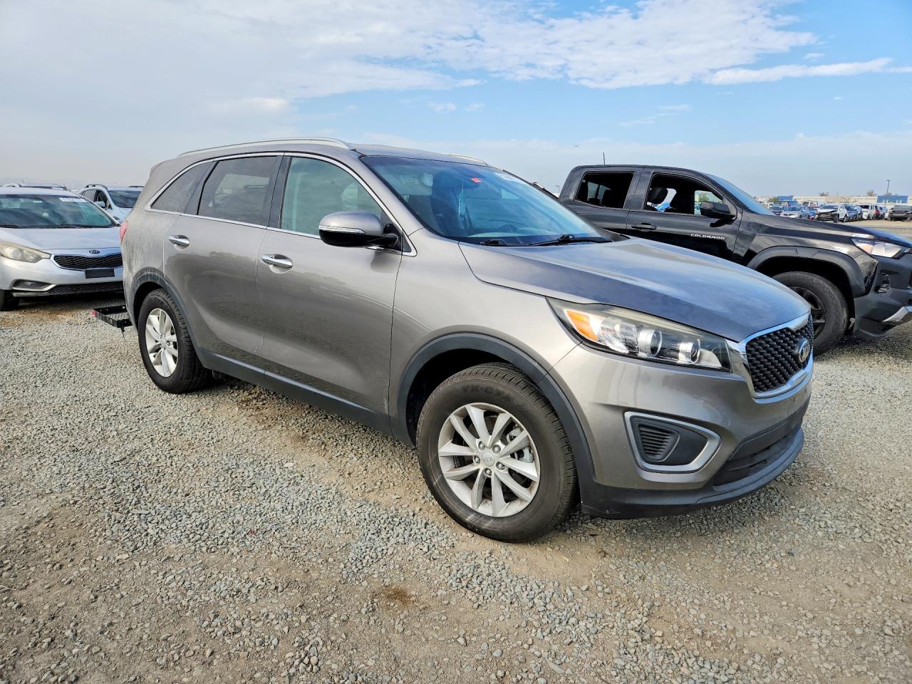 2016 KIA SORENTO LX — снимка 4