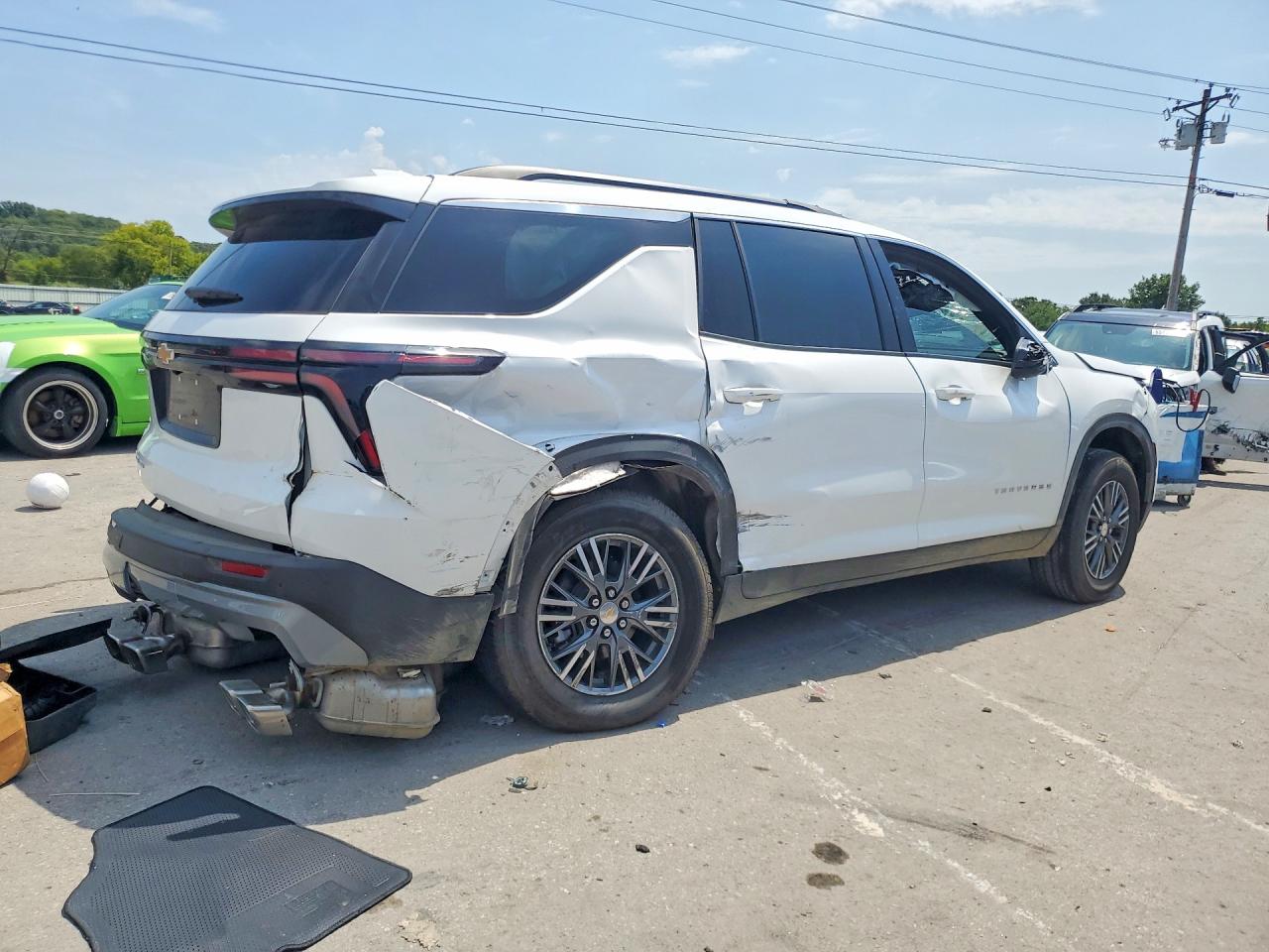 2026 CHEVROLET TRAVERSE LT — снимка 3