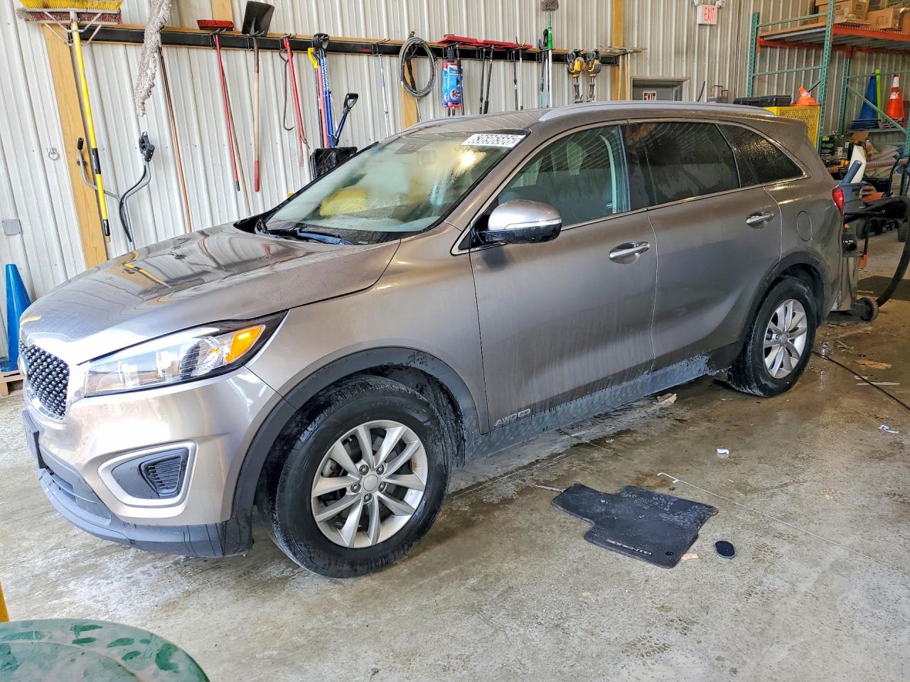 2018 KIA SORENTO LX V6
