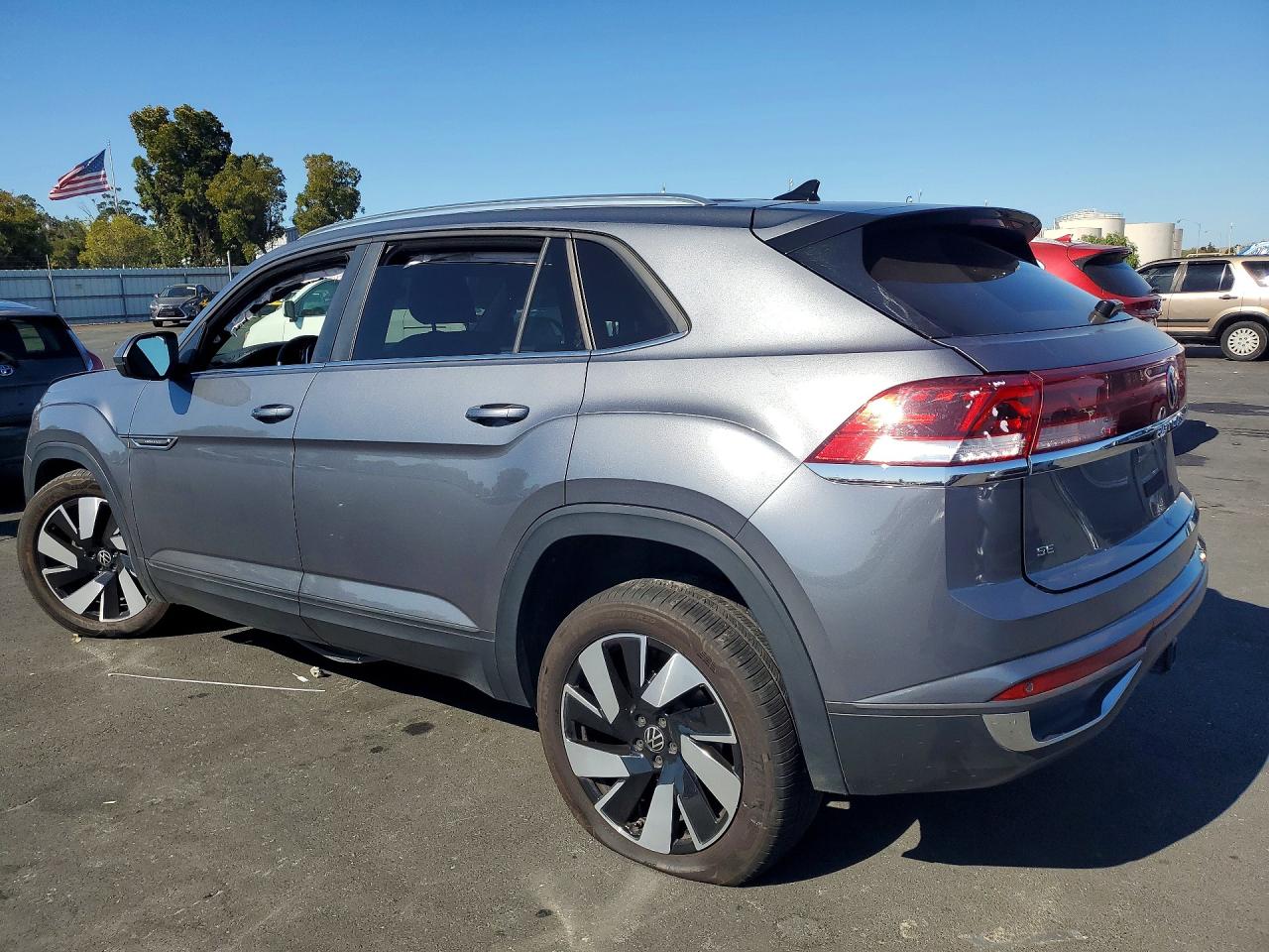 2025 VOLKSWAGEN ATLAS CROSS SPORT SE — снимка 2