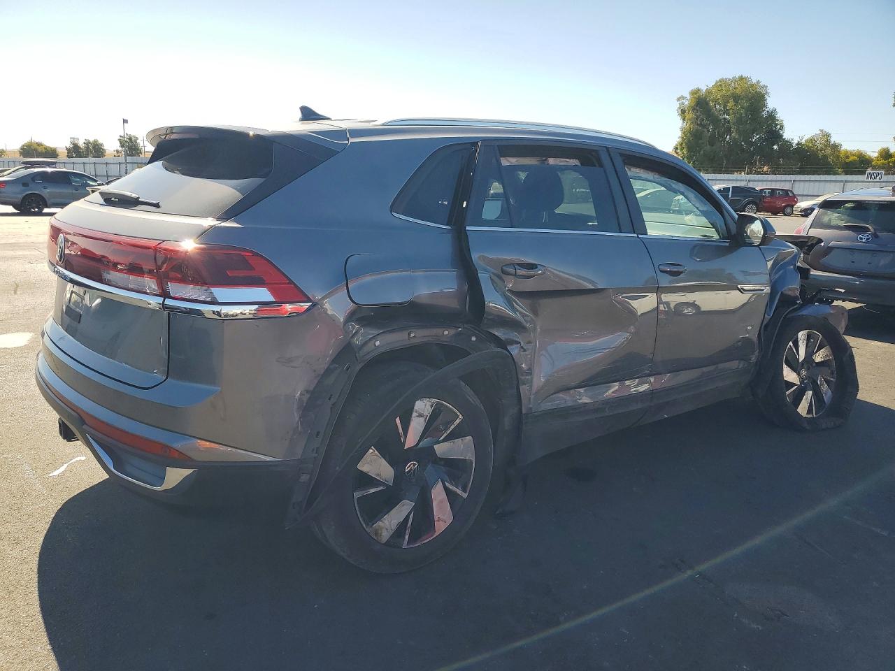 2025 VOLKSWAGEN ATLAS CROSS SPORT SE — снимка 3