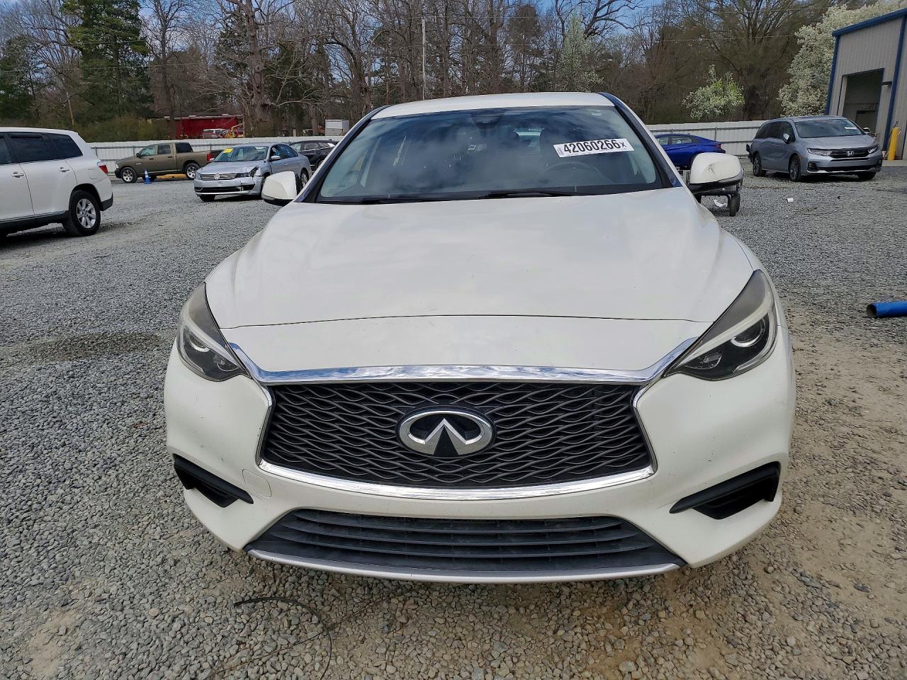 2017 INFINITI QX30 BASE — снимка 5