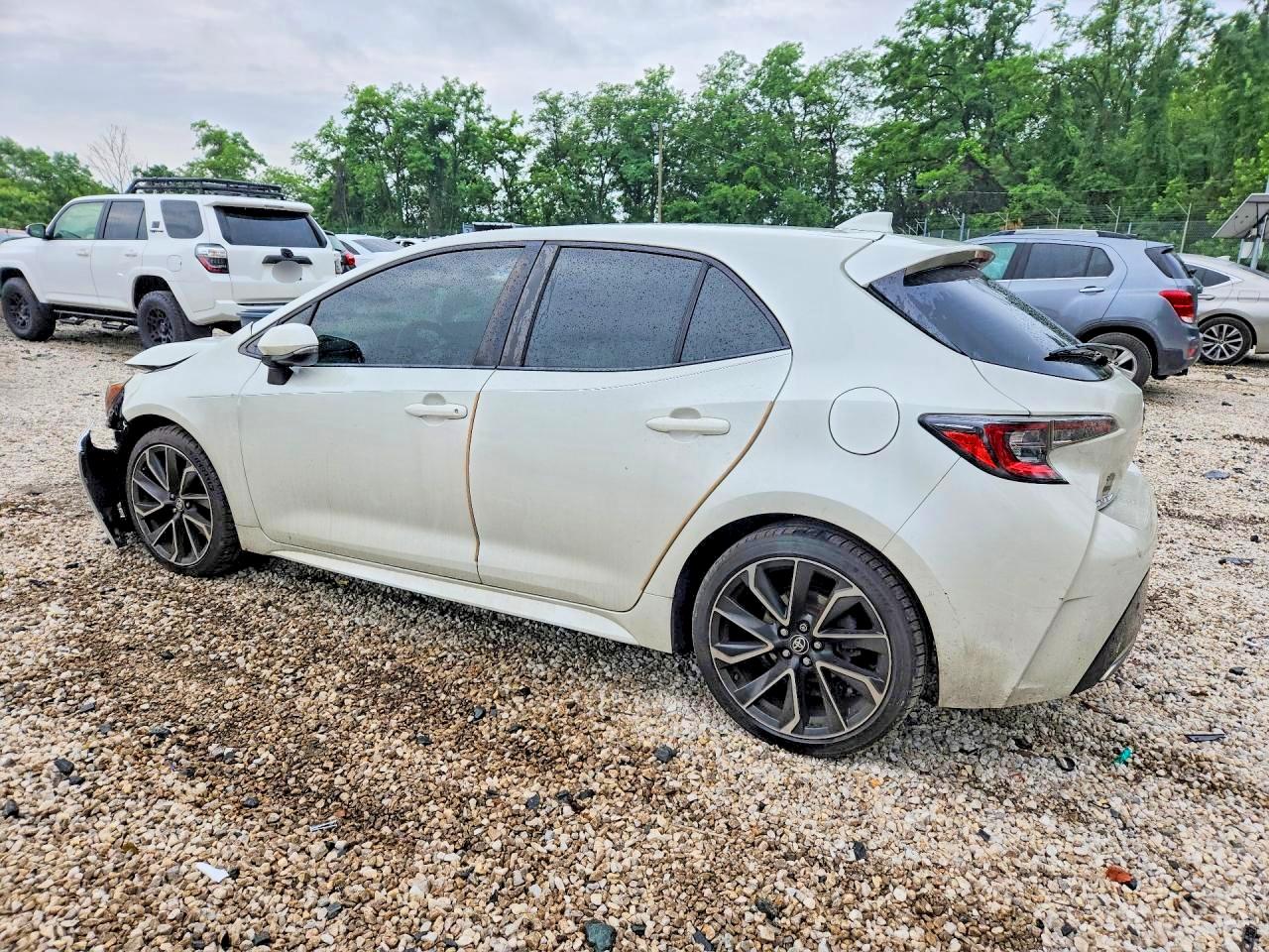 2019 TOYOTA COROLLA HATCHBACK XSE — снимка 2