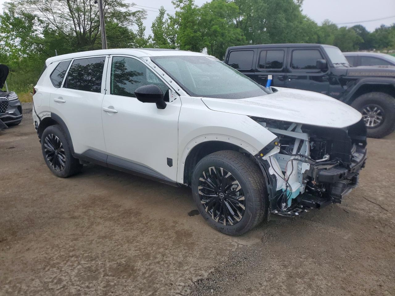 2026 NISSAN ROGUE DARK ARMOR — снимка 4