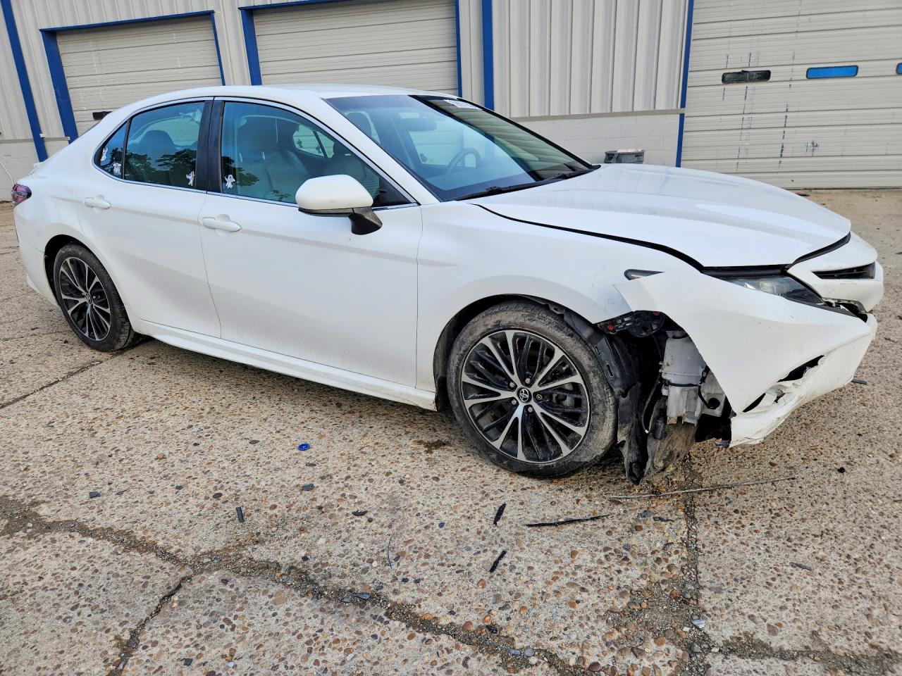 2018 TOYOTA CAMRY SE — снимка 4