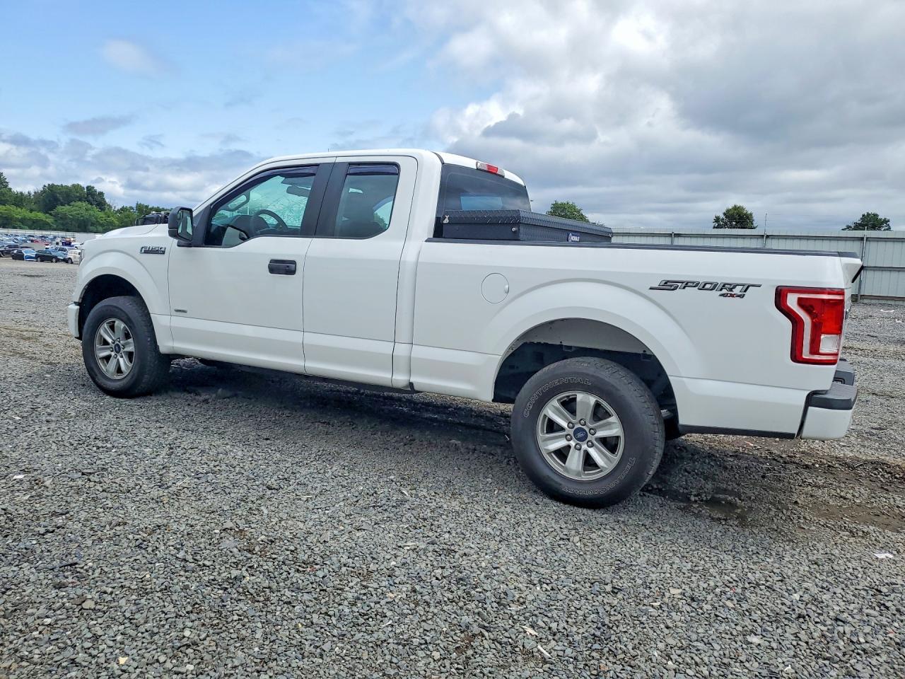 2017 FORD F150 SUPER CAB — снимка 2