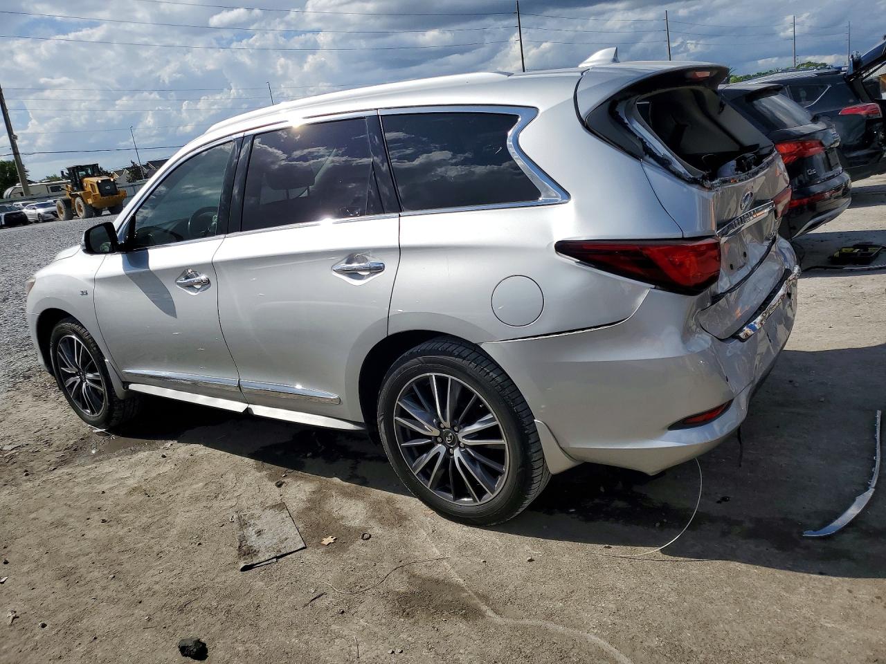 2019 INFINITI QX60 LUXE — снимка 2