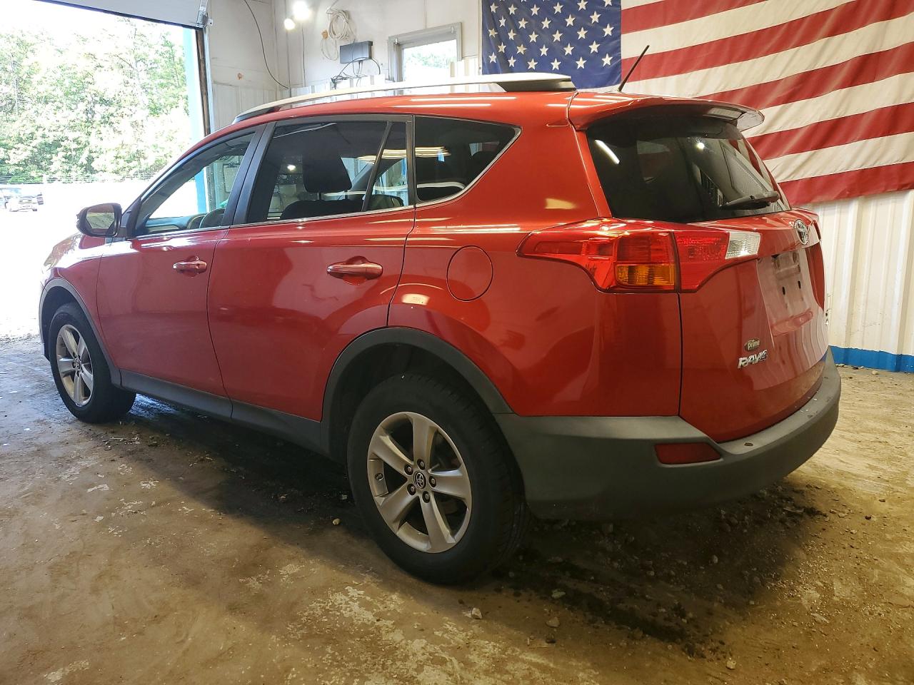 2015 TOYOTA RAV4 XLE — снимка 2