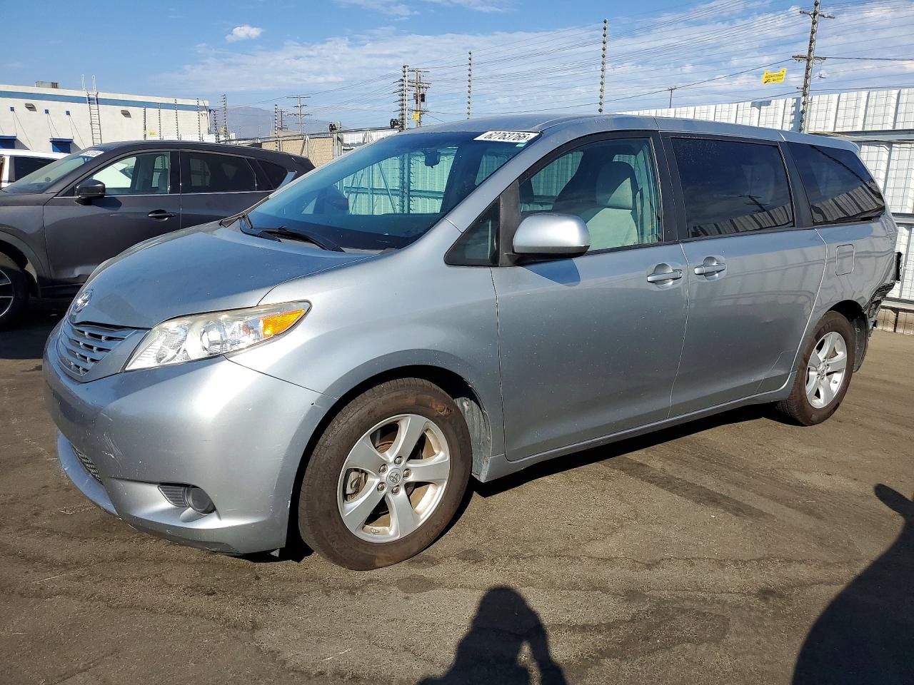 2017 TOYOTA SIENNA L 7-PASSENGER