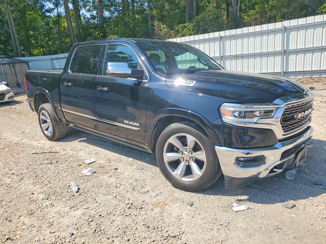 2021 RAM 1500 LIMITED — снимка 4