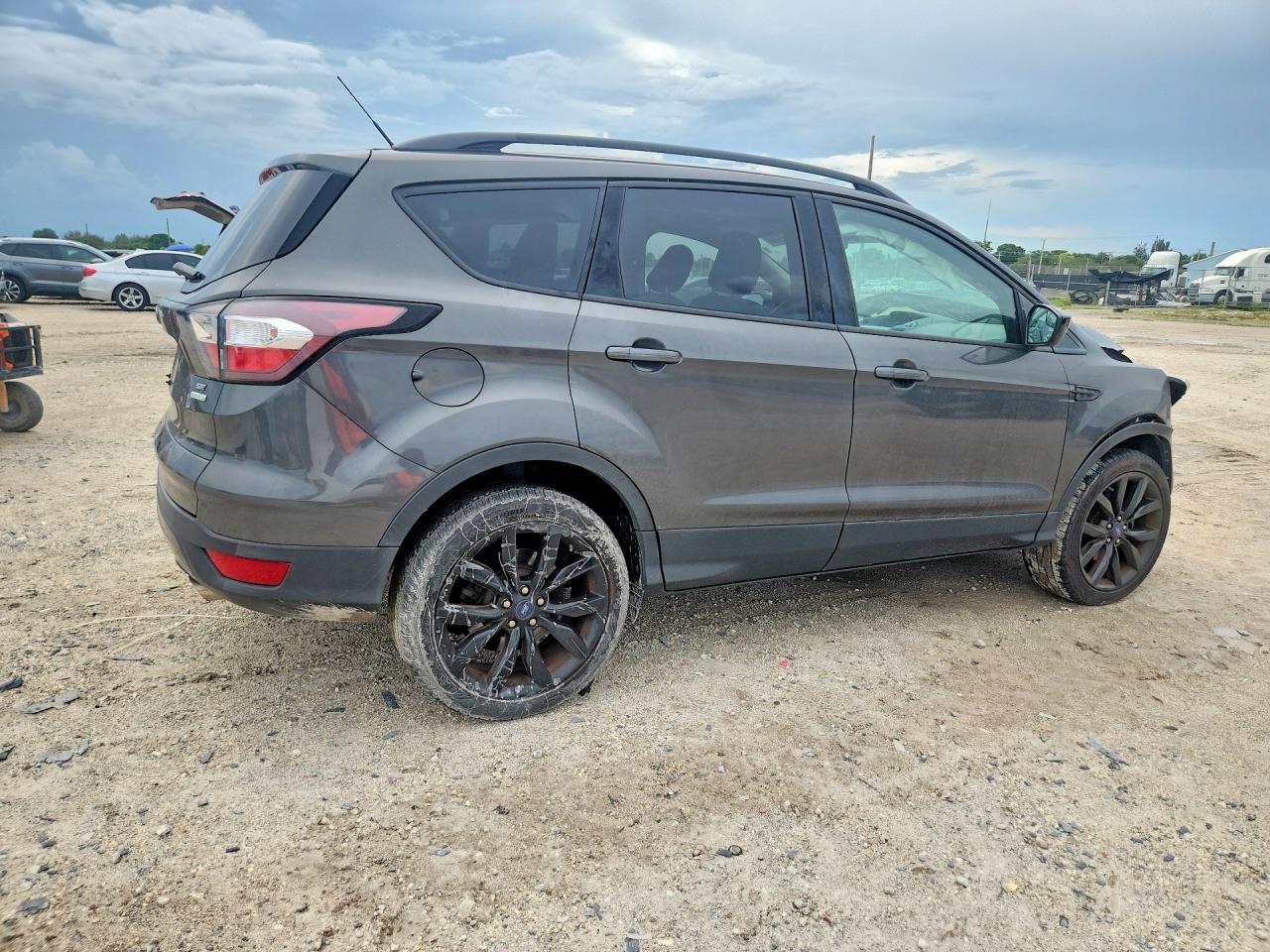 2018 FORD ESCAPE SE — снимка 3