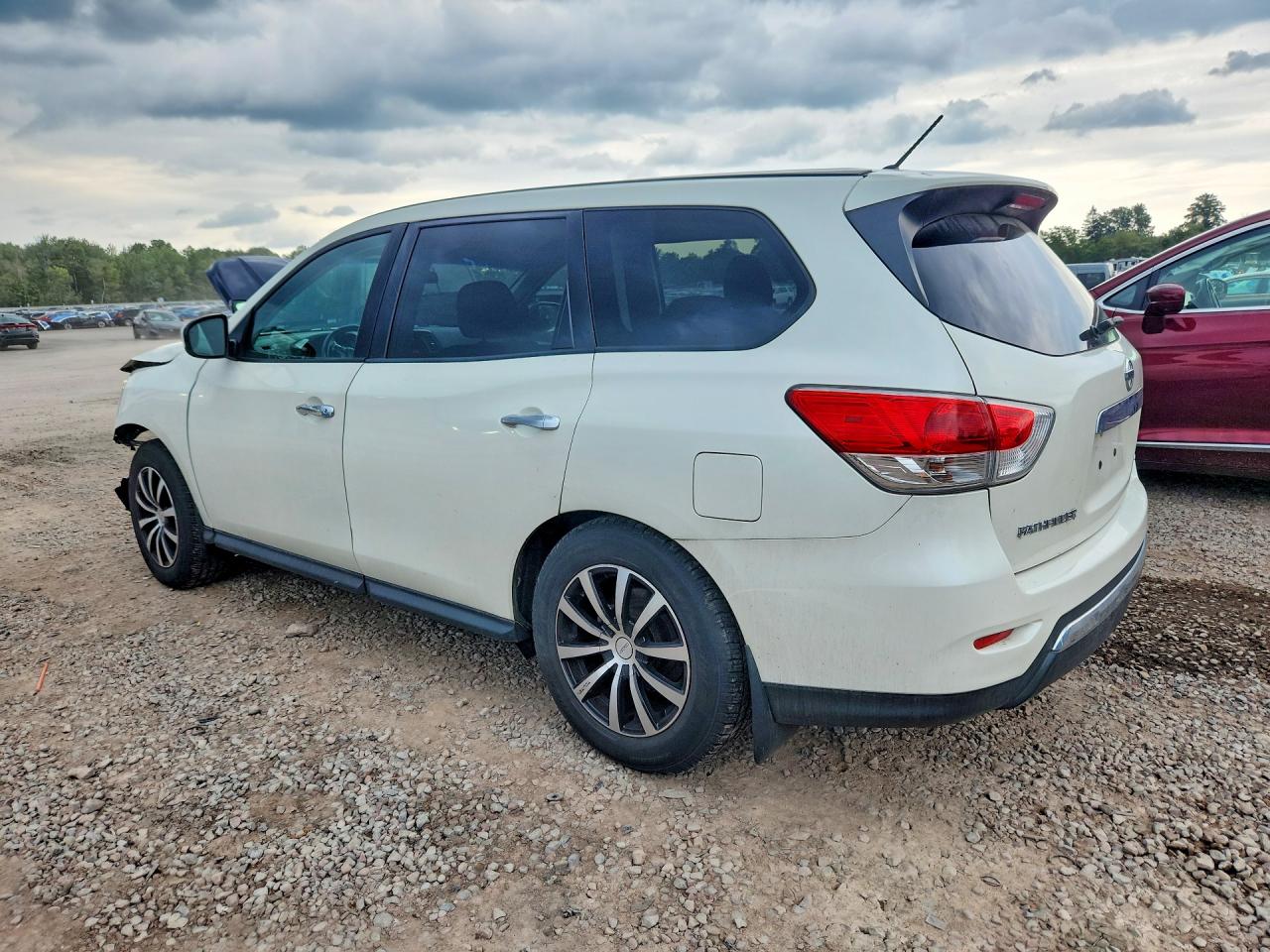 2015 NISSAN PATHFINDER S — снимка 2