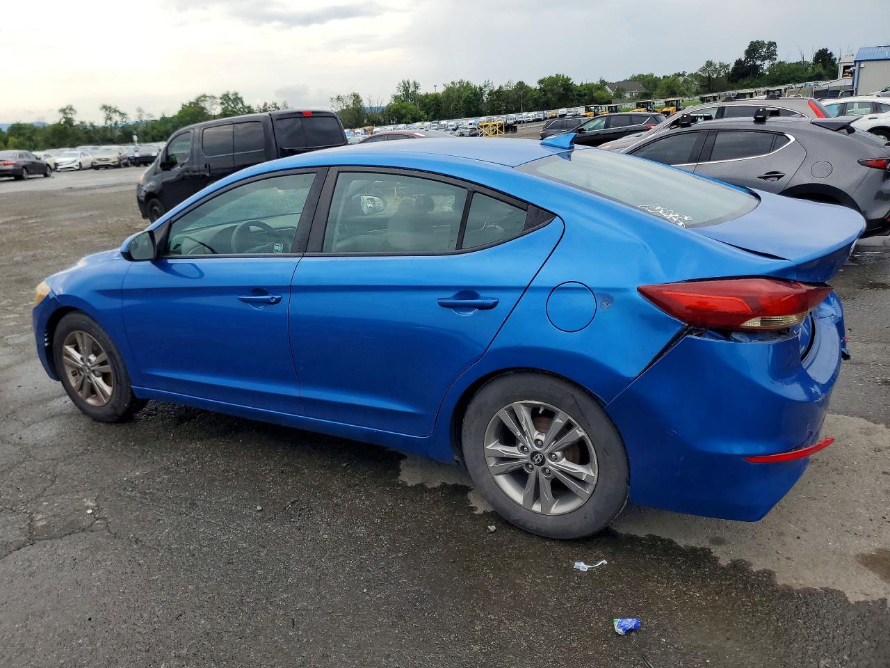2017 HYUNDAI ELANTRA SE — снимка 2