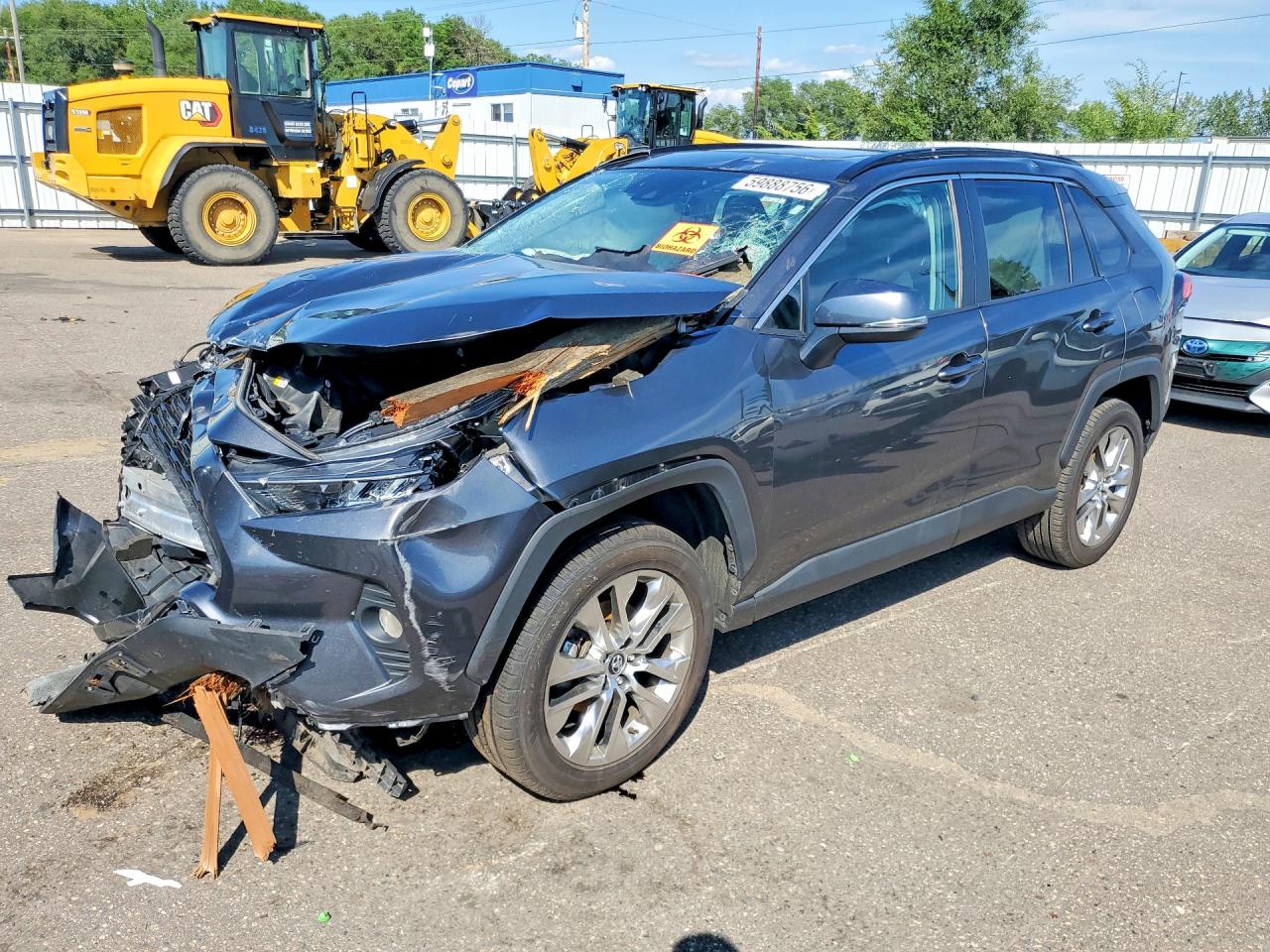 2021 TOYOTA RAV4 XLE P