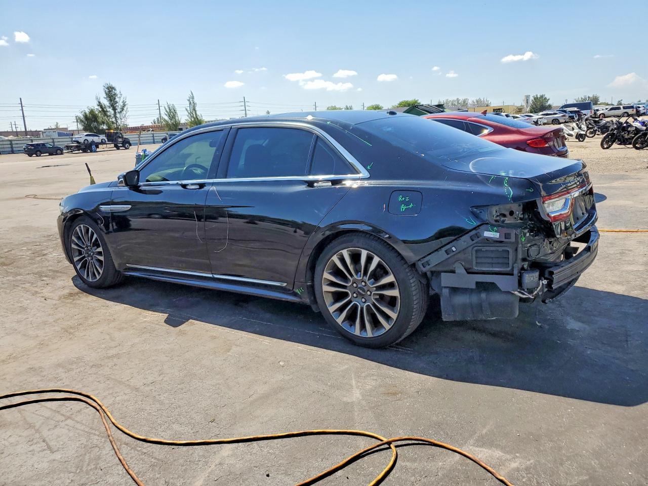 2017 LINCOLN CONTINENTL — снимка 2