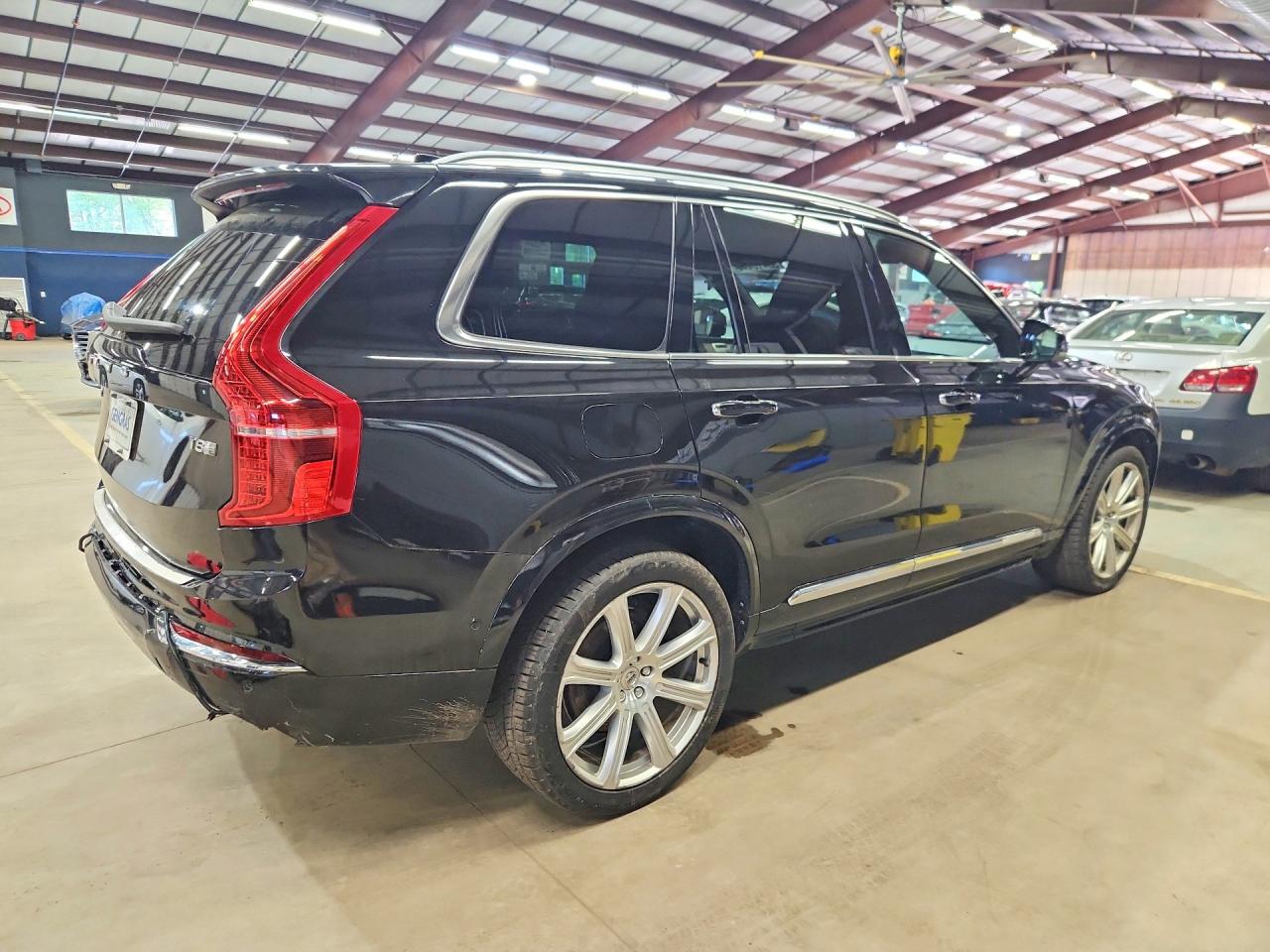 2017 VOLVO XC90 T8 — снимка 3