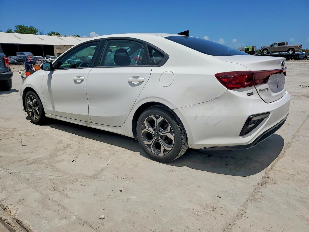 2021 KIA FORTE LXS — снимка 2
