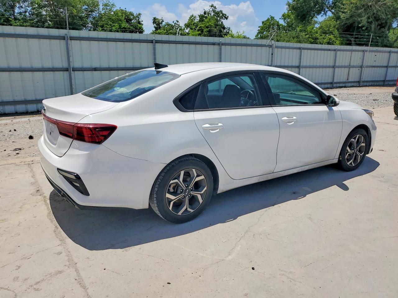 2021 KIA FORTE LXS — снимка 3