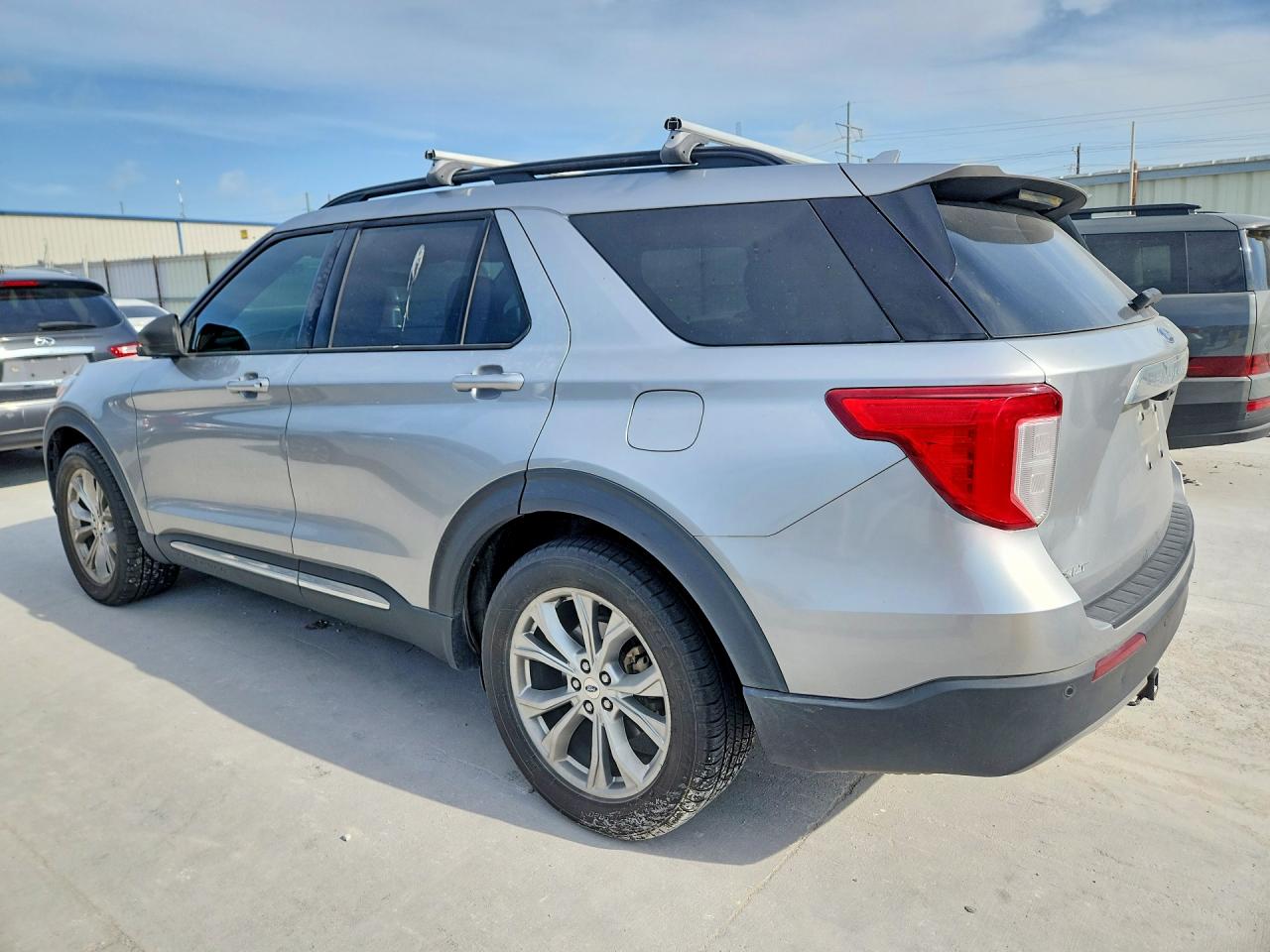 2020 FORD EXPLORER XLT — снимка 2