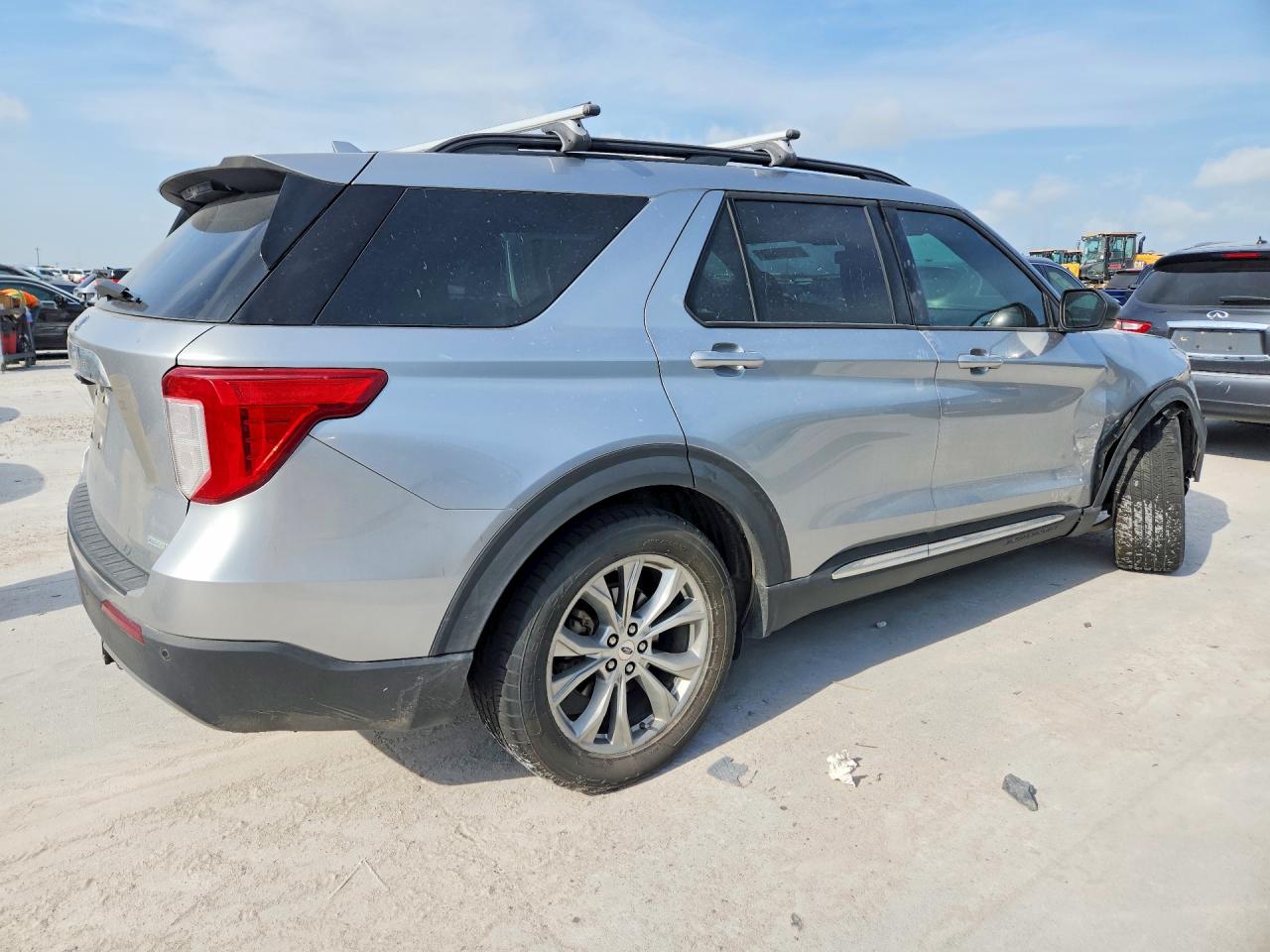 2020 FORD EXPLORER XLT — снимка 3
