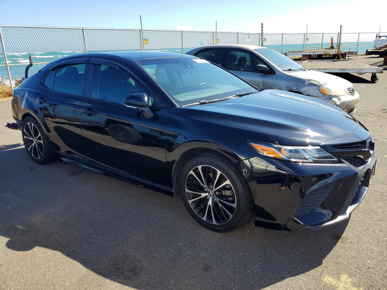 2018 TOYOTA CAMRY L — снимка 4