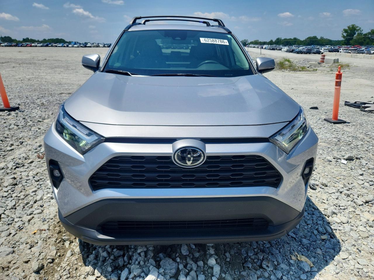 2025 TOYOTA RAV4 XLE PREMIUM — снимка 5